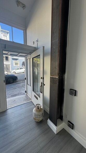 More Photos Of 463 Union St, San Francisco Apartments For Lease
