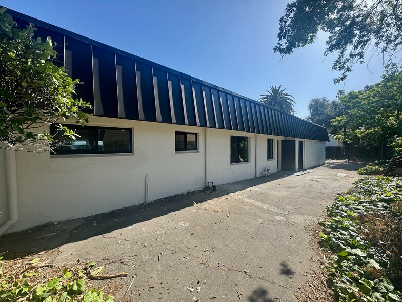 More Photos Of 5900 Wedgewood Ave, Carmichael Medical For Lease