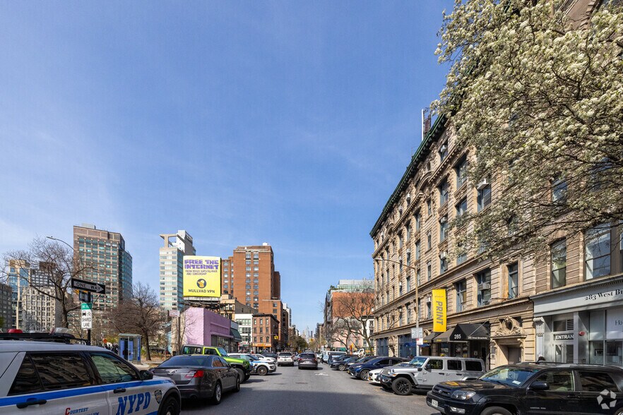 More Photos Of 285 W Broadway, New York Office For Lease