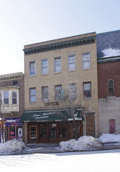 More Photos Of 136 Madison Ave, Albany Restaurant For Lease