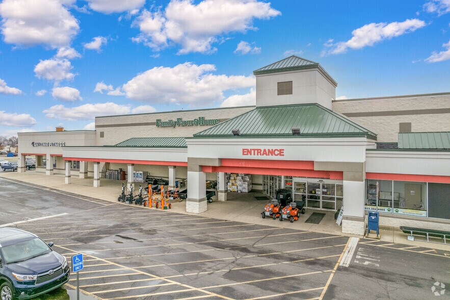 10501 New Haven Rd, Harrison, OH 45030 Retail For Lease