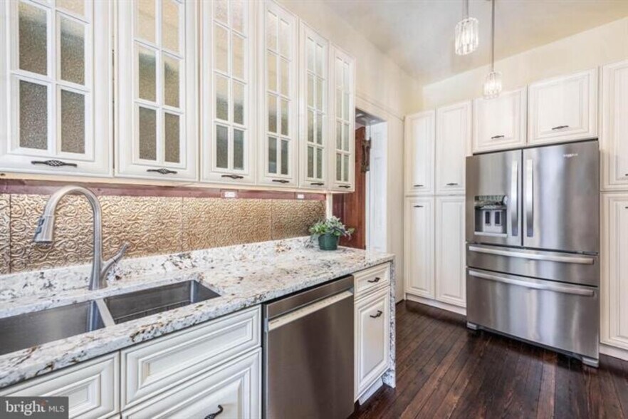 More Photos Of 1801 Eutaw Pl, Baltimore Apartments For Sale