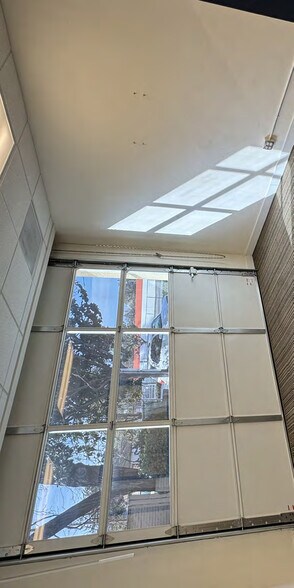 More Photos Of 970 Terra Bella Ave, Mountain View Research And Development For Lease