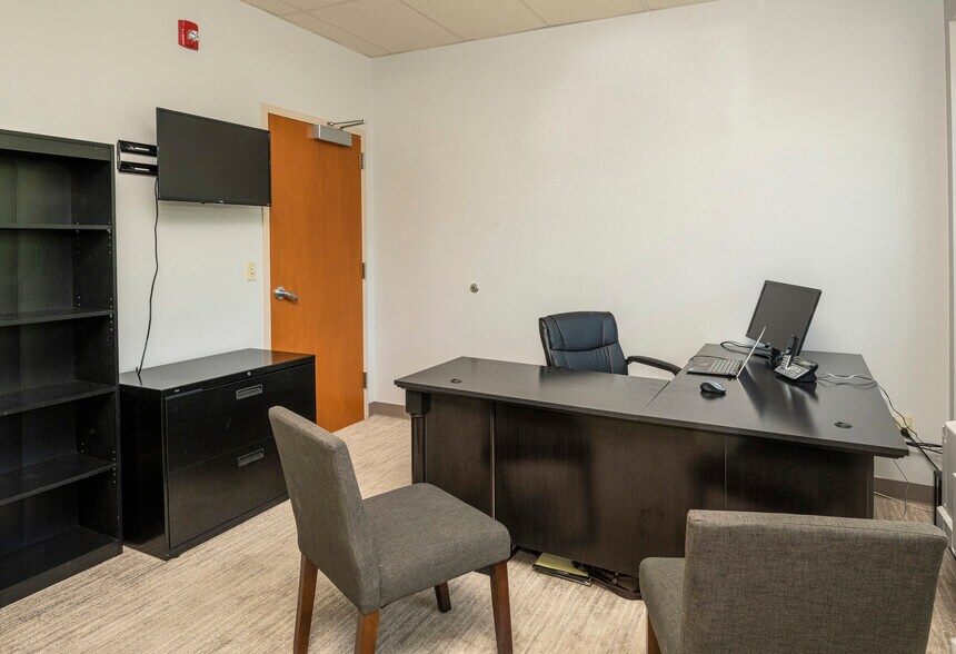 More Photos Of 30 Benchmark Rd, Avon Office For Sale