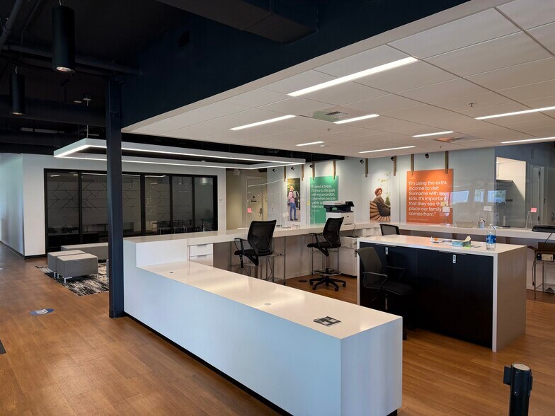 More Photos Of 8000 Edgewater Dr, Oakland Office For Lease