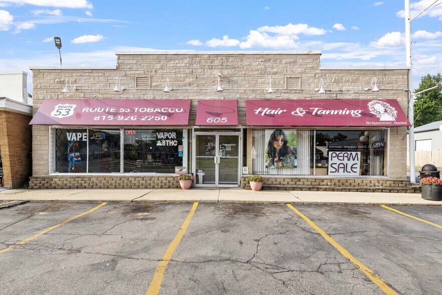 Primary Photo Of 605 W Baltimore St, Wilmington Storefront For Sale