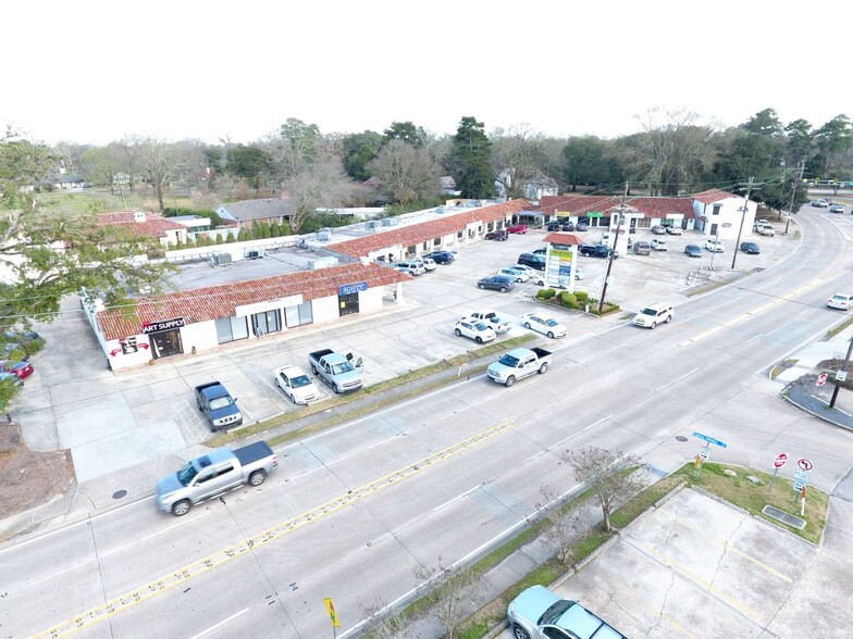 Primary Photo Of 711 Jefferson Hwy, Baton Rouge Unknown For Lease