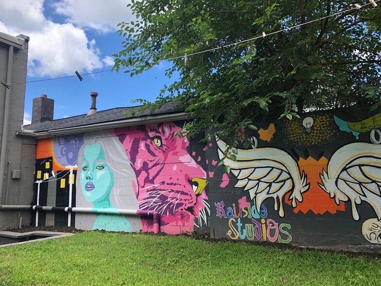 More Photos Of 46 Lois Ave, Greenville Storefront Retail Office For Lease