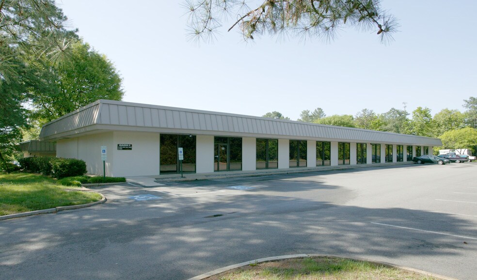 More Photos Of 8501 Mayland Dr, Richmond Unknown For Lease