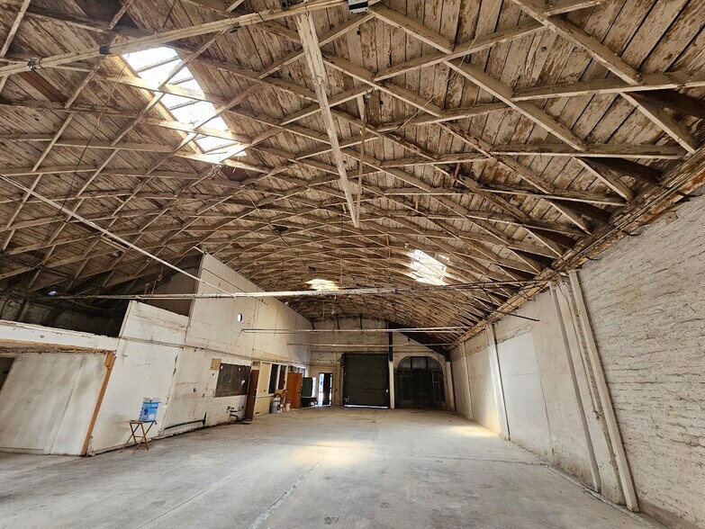 More Photos Of 1416 S Flower St, Los Angeles Warehouse For Lease