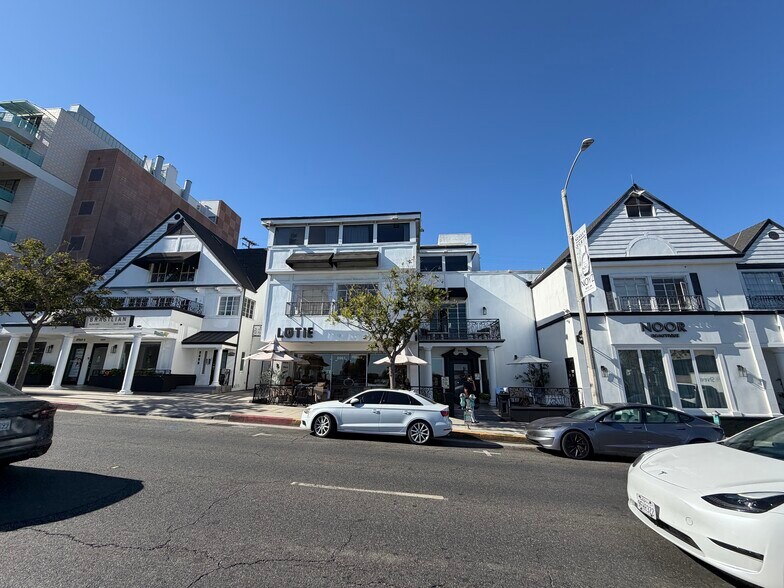More Photos Of 8947-8969 W Sunset Blvd, West Hollywood Office Residential For Lease