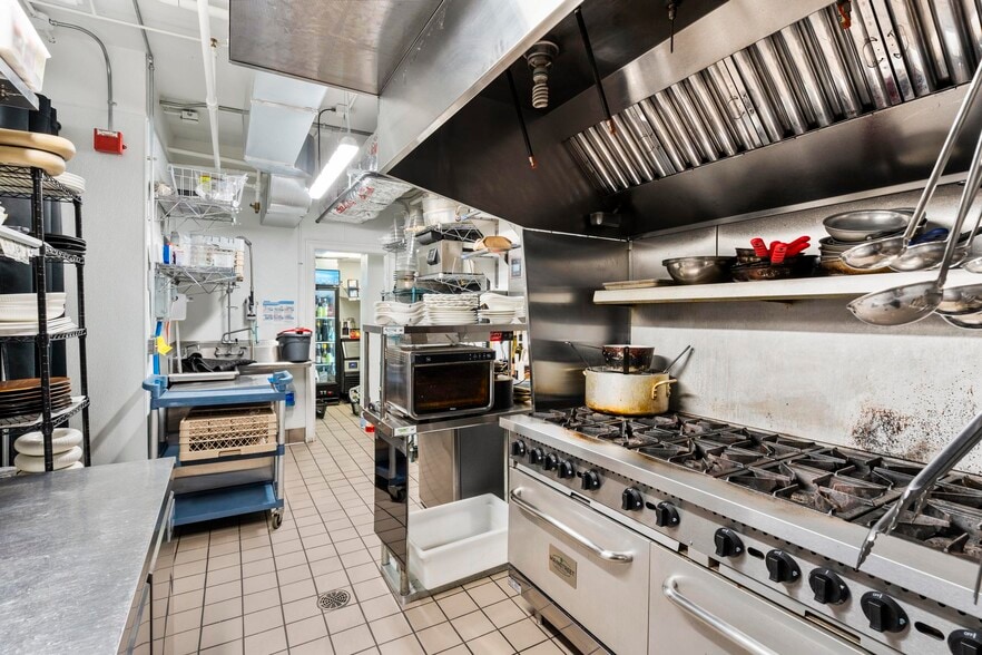 More Photos Of 1006 Chapel St, New Haven General Retail For Sale