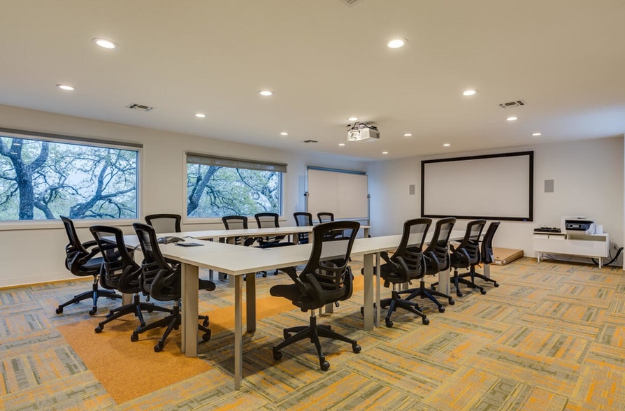 More Photos Of 8647 Wurzbach Rd, San Antonio Medical For Sale