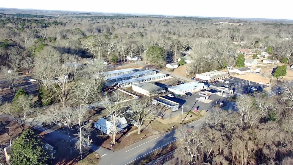 More Photos Of 8665 Maysville Rd, Maysville Self Storage For Sale