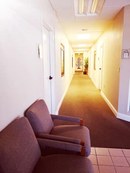 More Photos Of 6151 Fair Oaks Blvd, Carmichael Office For Lease