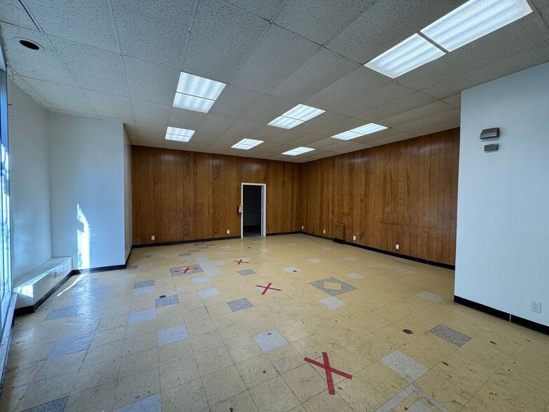 More Photos Of 8 Niagara Ave, San Francisco Storefront Retail Residential For Lease
