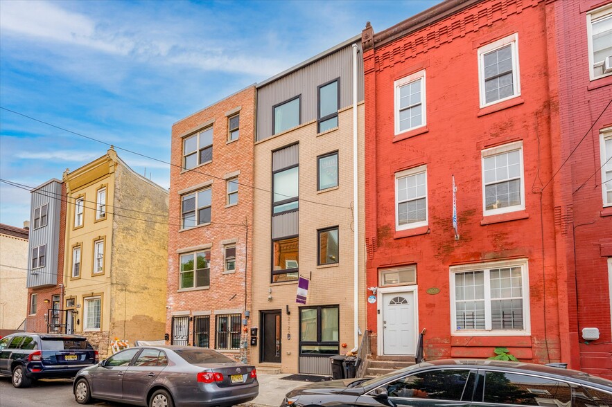 Primary Photo Of 2122 N 17th St, Philadelphia Apartments For Sale