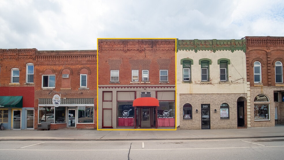 Primary Photo Of 207 Main St, Chatfield Storefront Retail Residential For Sale