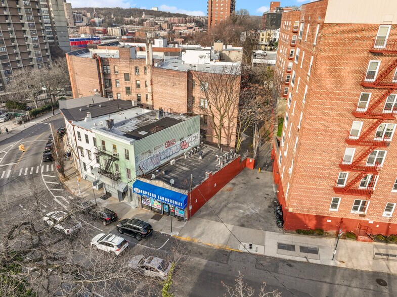 Primary Photo Of 3320 Fort Independence St, Bronx Freestanding For Sale