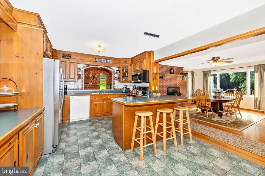 More Photos Of 11915 Cove Rd, Clear Spring Land For Sale