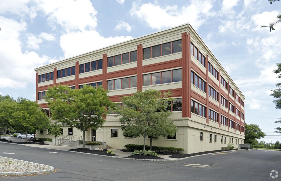More Photos Of 303 W Main St, Freehold Office For Lease