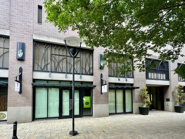 More Photos Of 333-347 NW 9th Ave, Portland Apartments For Sale