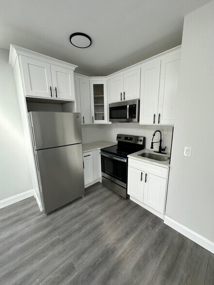 More Photos Of 10914 Sutphin Blvd, Jamaica Multifamily For Sale