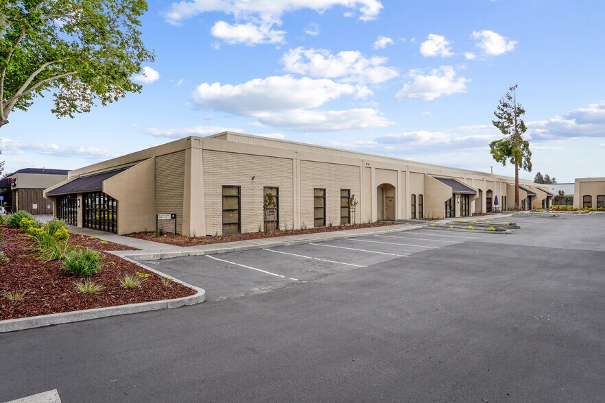 More Photos Of 2065 Martin Ave, Santa Clara Unknown For Lease