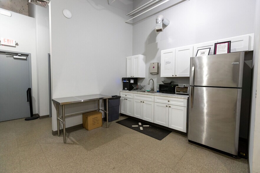 More Photos Of 56-B Jackson St, Holyoke Manufacturing For Sale