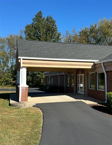 More Photos Of 201 Pleasant Valley Rd, Franklin Medical For Sale