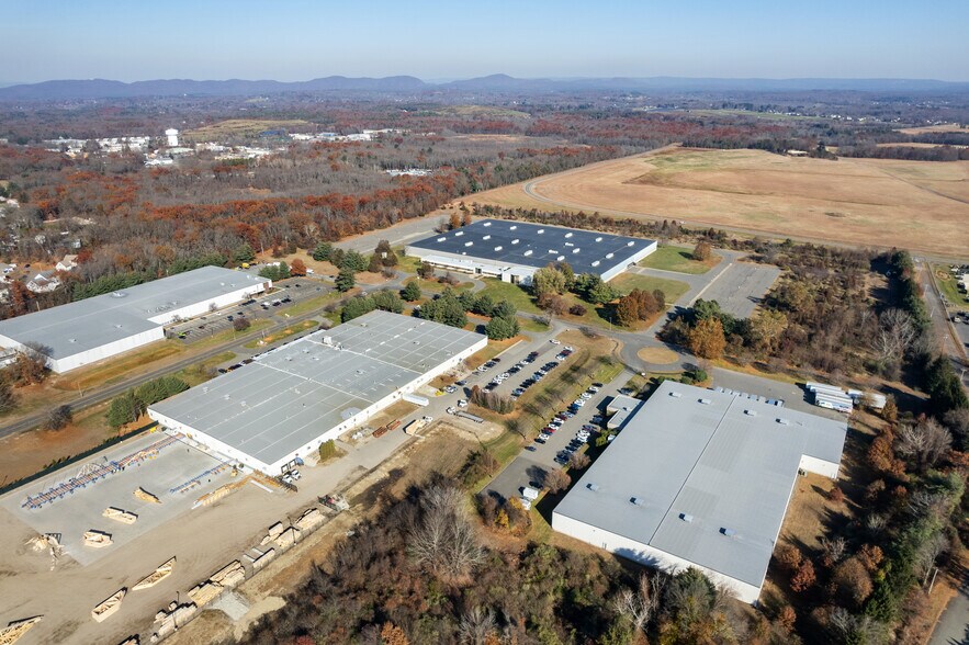 More Photos Of 1 Better Way, Chicopee Distribution For Lease