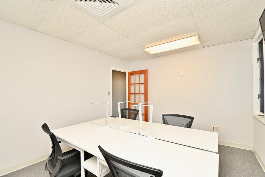 More Photos Of 10903 Indian Head Hwy, Fort Washington Office For Lease