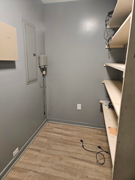 More Photos Of 125 Old Number Six Hwy, Saint Matthews Warehouse For Lease