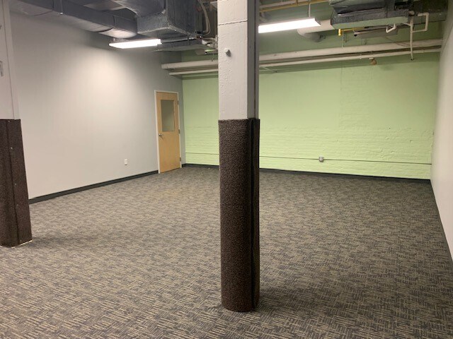 More Photos Of 55-95 West St, Walpole Research And Development For Lease