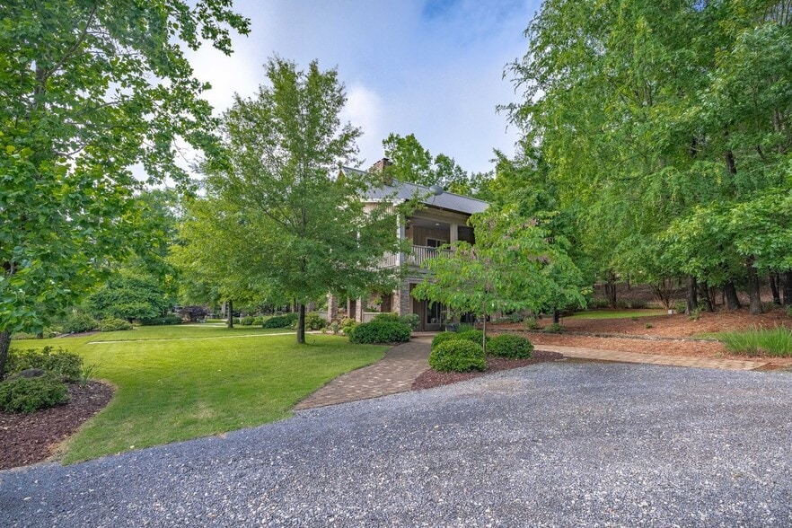 More Photos Of 1530 Buck Hill Rd, Ridgeway Industrial For Sale