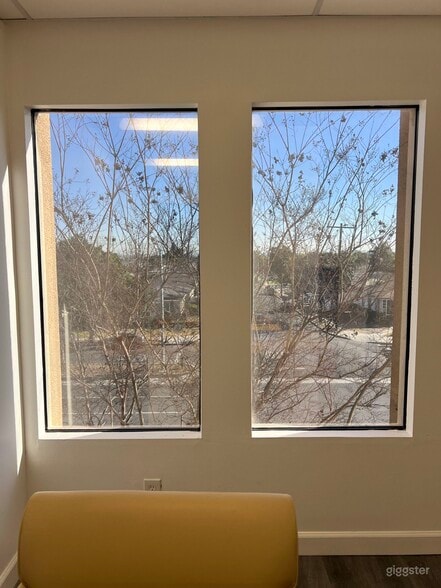 More Photos Of 17725 Crenshaw Blvd, Torrance Office For Sale