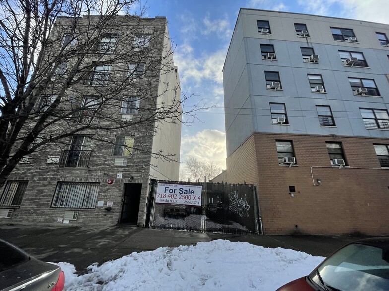 Primary Photo Of 1120 Intervale, Bronx Land For Sale