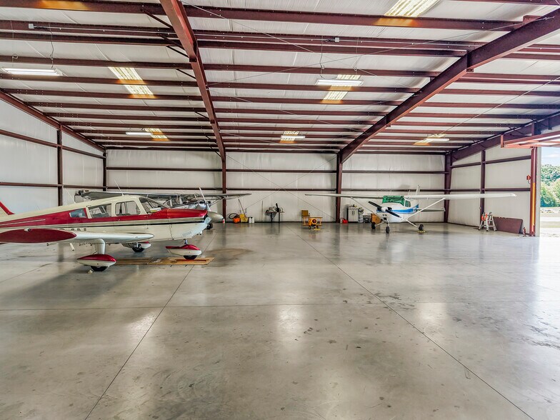 More Photos Of 249 Gilbert Rd, Mocksville Airport For Sale