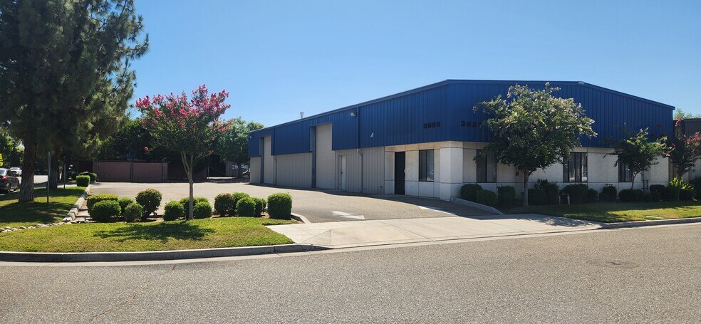 Primary Photo Of 3629 W Gettysburg Ave, Fresno Warehouse For Lease