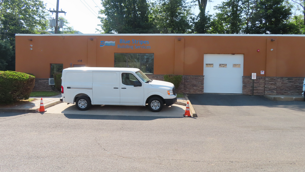 Primary Photo Of 108 Grant Ave, Plainfield Light Distribution For Lease