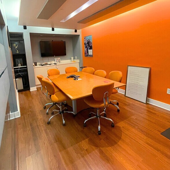 More Photos Of 265 NE 24th St, Miami Loft Creative Space For Lease