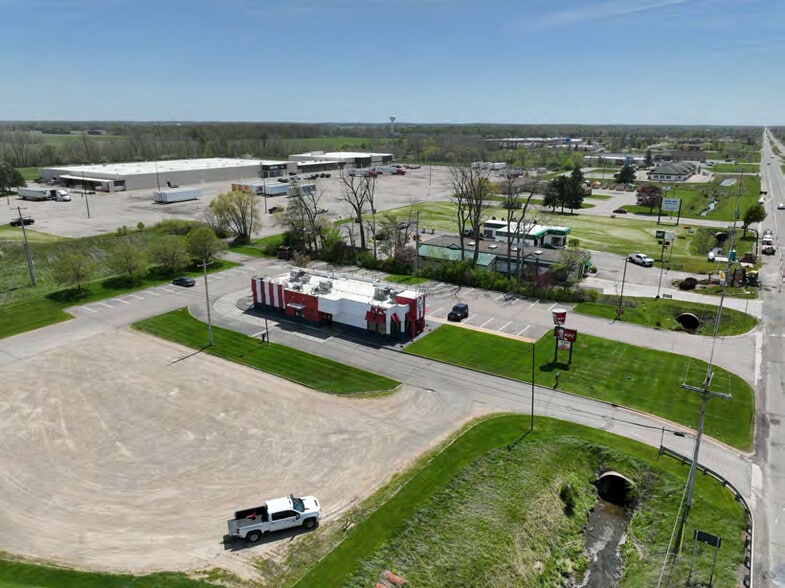 More Photos Of 2011 N US Highway 27, Saint Johns Fast Food For Sale