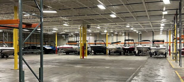 More Photos Of 1045 Hickory St, Pewaukee Warehouse For Sale