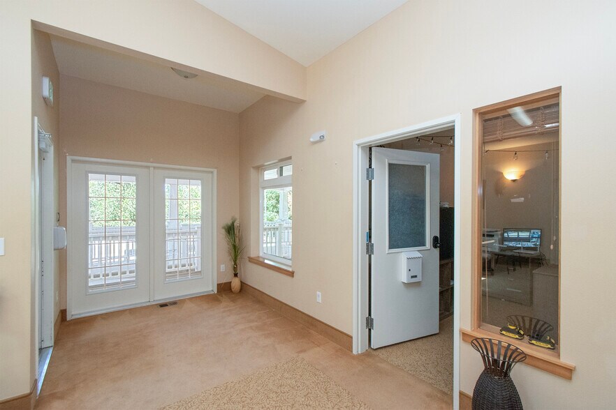 More Photos Of 202 Birdsong Ln, Port Angeles Healthcare For Sale