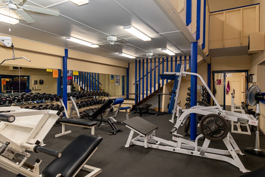 More Photos Of 415 Wingfield St, Ruidoso Health Club For Sale