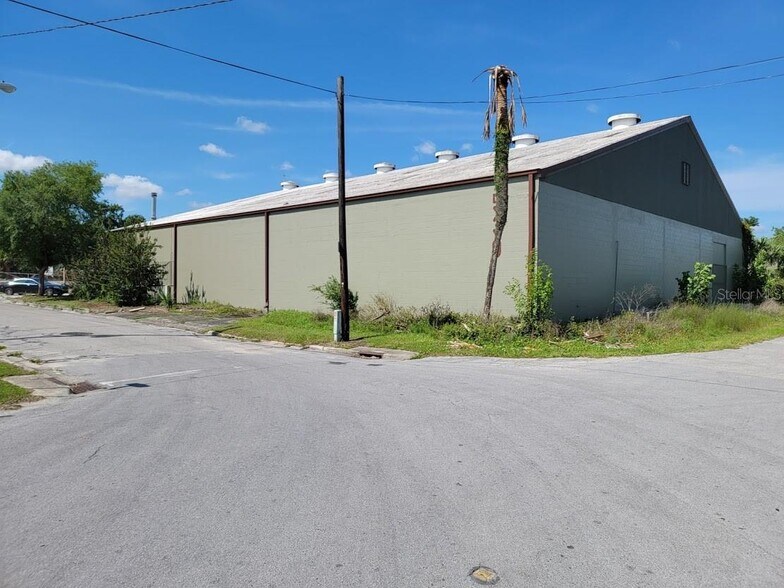 More Photos Of 530 NW 1st Ave, Ocala Warehouse For Lease