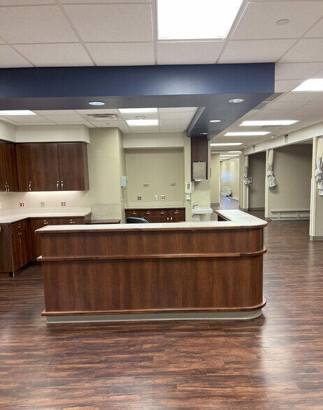 More Photos Of 224 Pecan Park Ave, Alexandria Medical For Lease