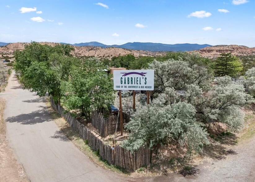 Primary Photo Of 4 Banana Ln, Santa Fe Restaurant For Sale