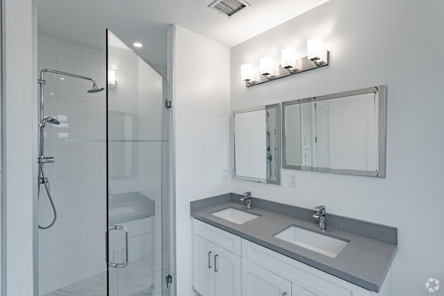 More Photos Of 738 S Ogden Dr, Los Angeles Apartments For Sale