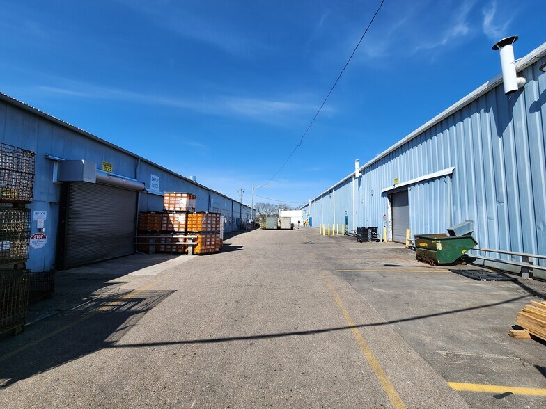 More Photos Of 400 E State St, Trenton Manufacturing For Sale